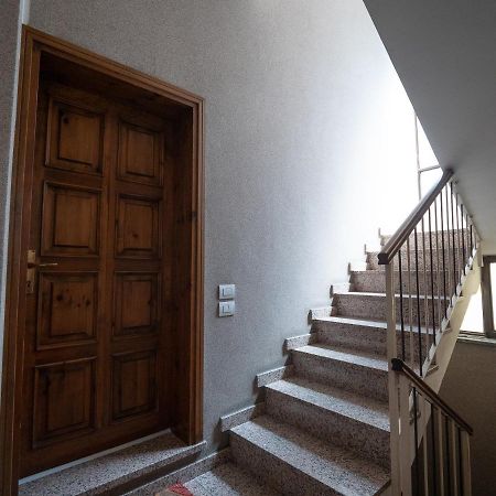 Appartamento Camelia House Bellano Esterno foto