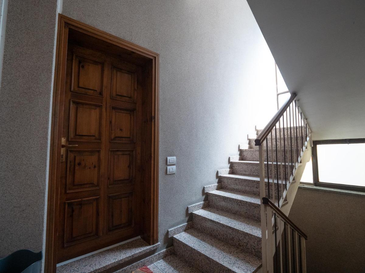 Appartamento Camelia House Bellano Esterno foto